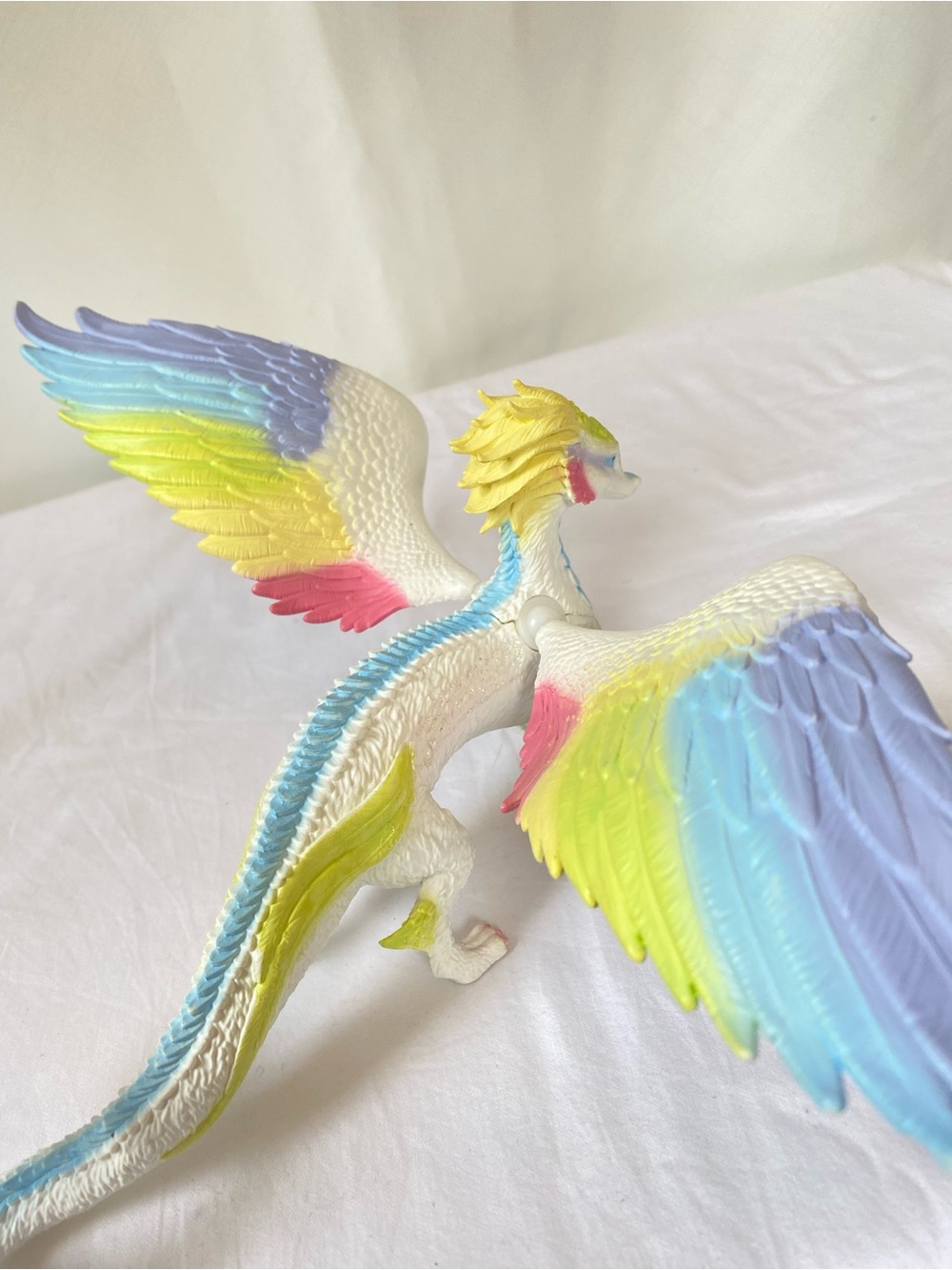 Schleich Bayala Rainbow Dragon (70728) Fantasy Mythical Ethereal Toy Collectible - Picture 5 of 11